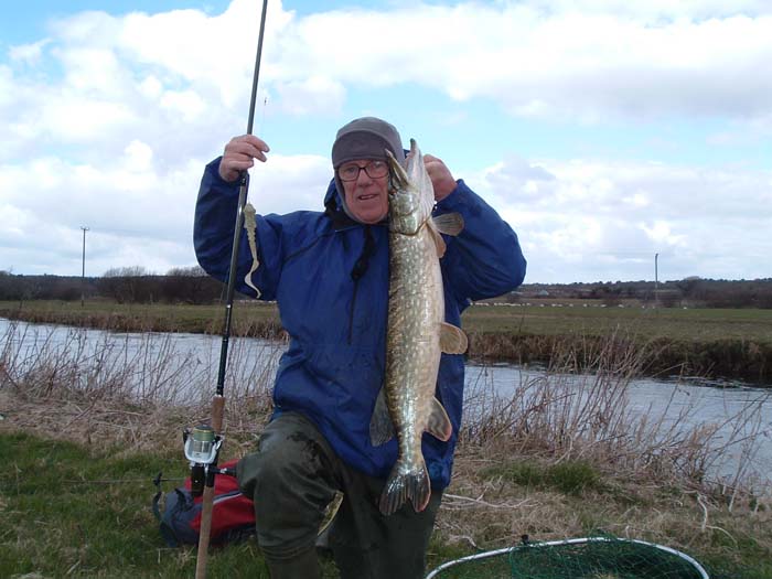 4Surespin 30lb braid.