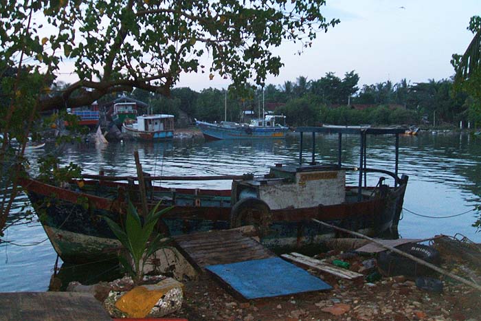 I see what Dave means about seaworthiness.